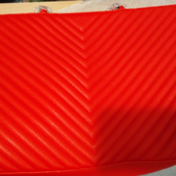 Victoria's Secret Tote Bag - Picture 2 of 5